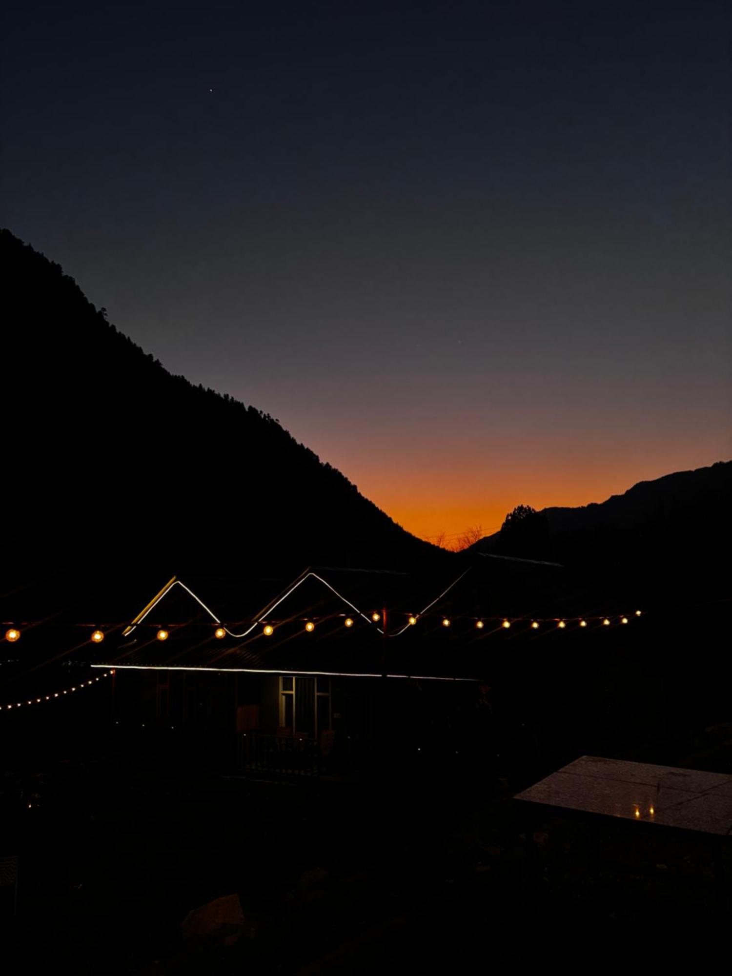Jumboz Cabin Kasol Exteriör bild
