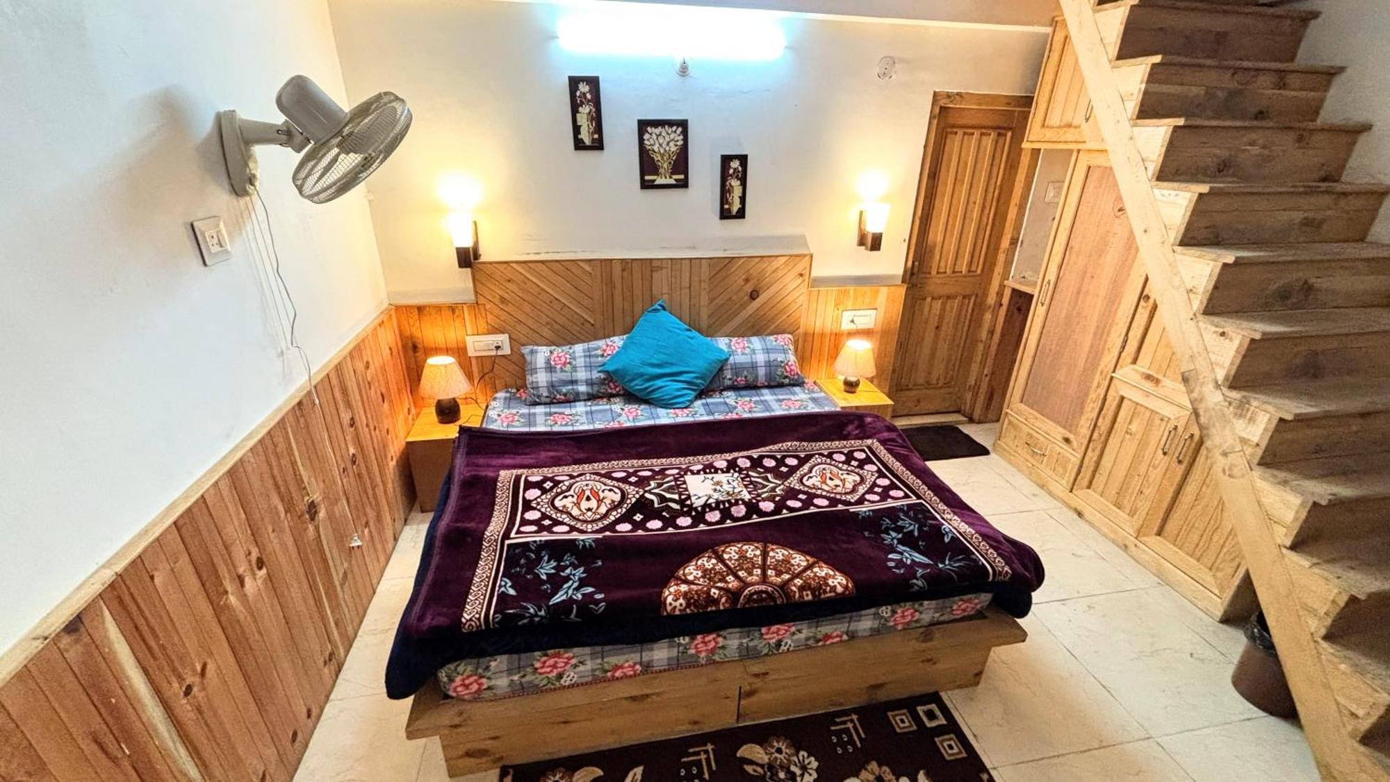 Jumboz Cabin Kasol Exteriör bild