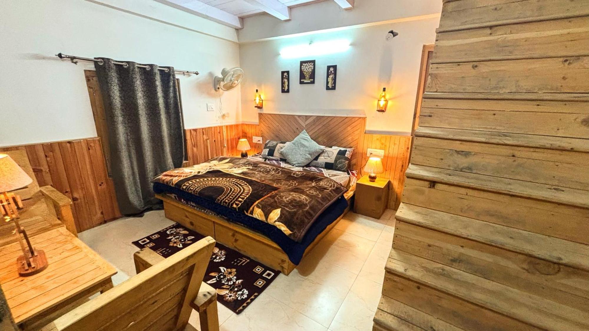 Jumboz Cabin Kasol Exteriör bild
